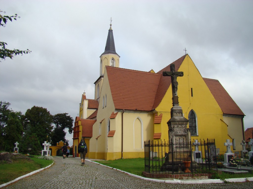 kościół w Kostomłotach